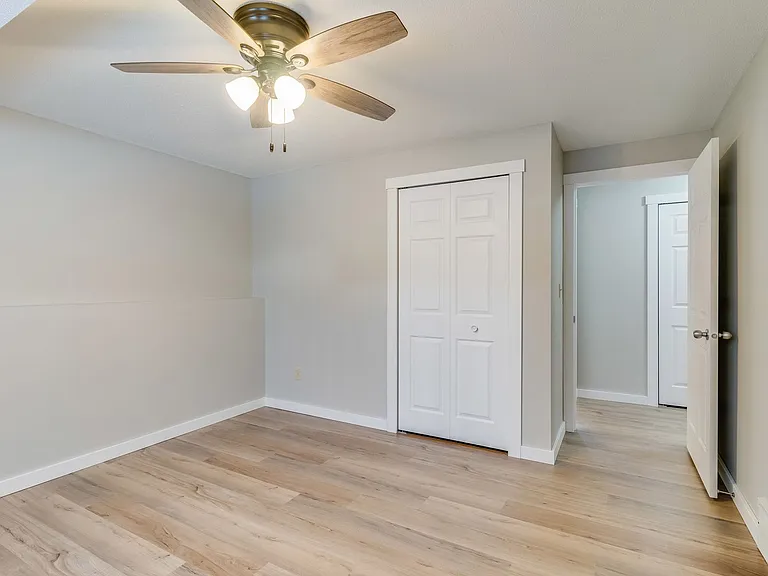 1315-1323 Branding Iron Rd — Photo 16