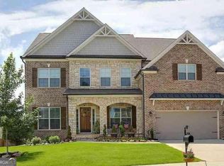 581 La Perla Dr, Sugar Hill, GA 30518