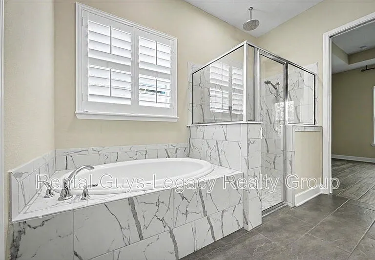 813 Crosswater Lake Dr — Photo 30