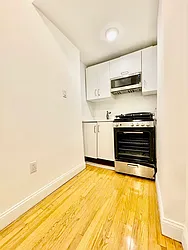 Rented by HOLTON REAL ESTATE INC.