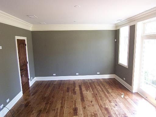 4th image of 144 W Quincy St #144