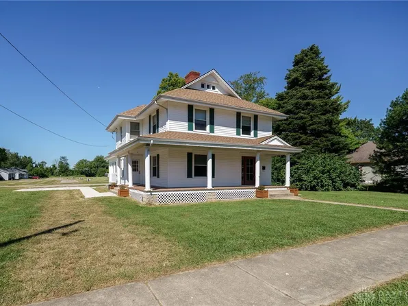 1112 N Detroit St, Xenia, OH 45385