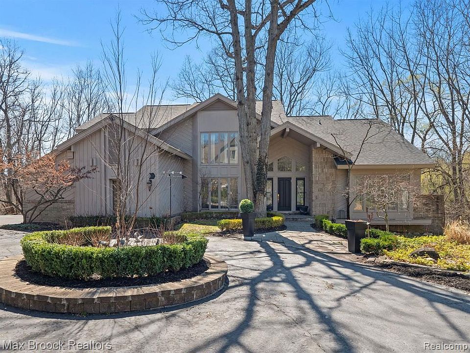 3277 Bloomfield Park Dr, West Bloomfield, MI 48323 Zillow