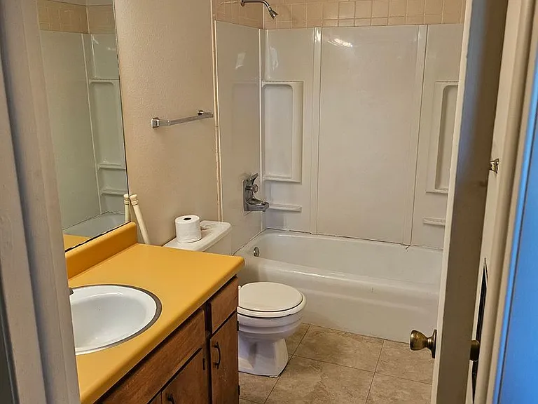 47 Douglas Ln — Photo 10