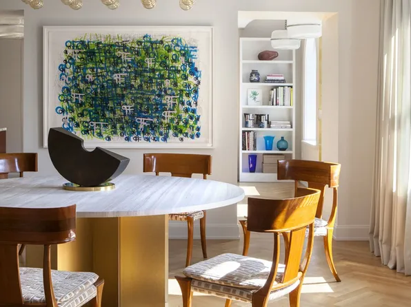 275 West 10th Street image 1 of 20