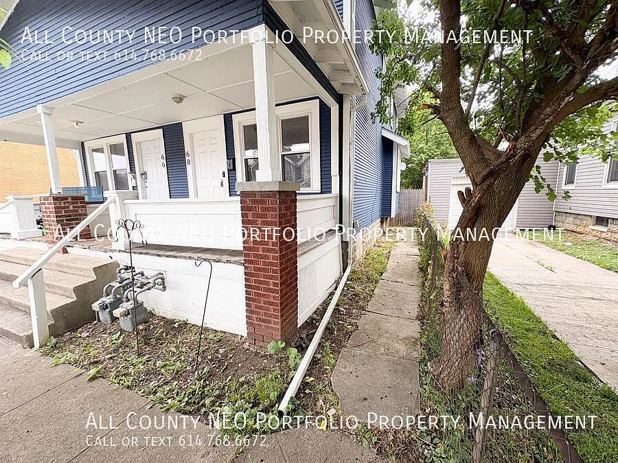 Now Available! Spacious 3 Bedroom Home with Fenced Yard — Photo 2