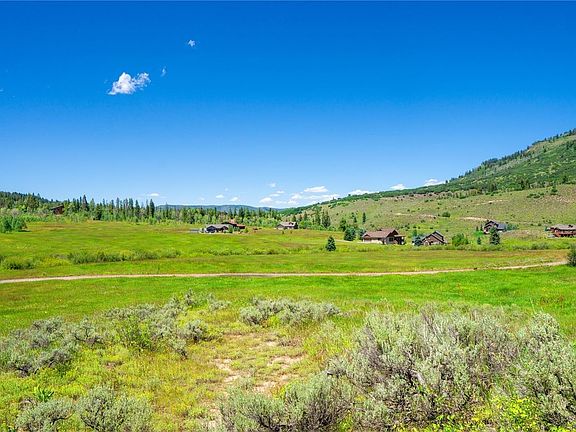 3rd image of 32548 Ute Trail