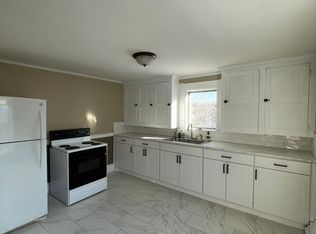 22 Lafayette St, West Warwick, RI 02893