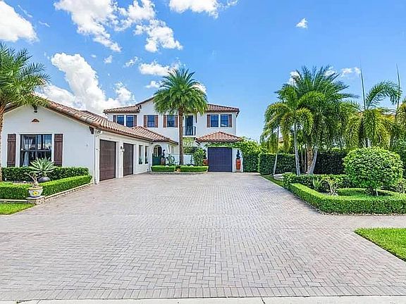 4th image of 10596 Gandy Blvd N