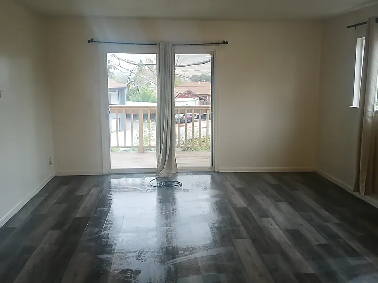 1556 Valle Vista Ave — Photo 5
