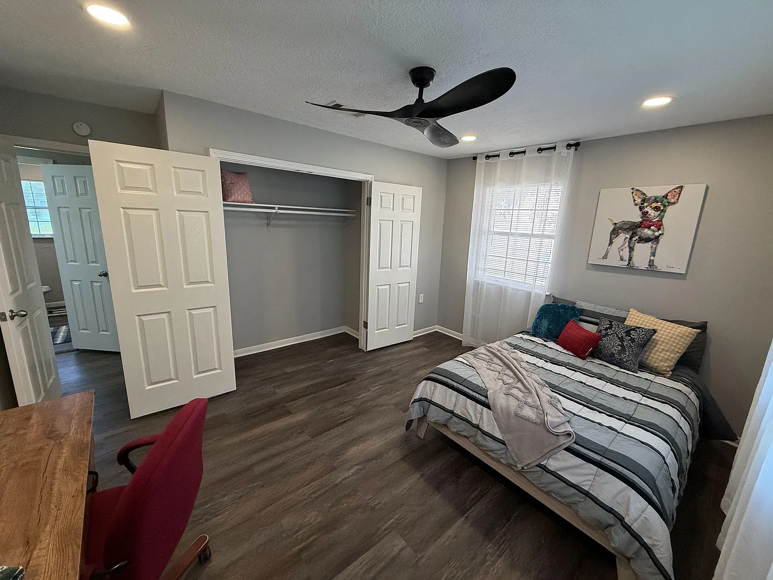 3 bed, 1.0 bath, 1443 sqft, $845 — Photo 2