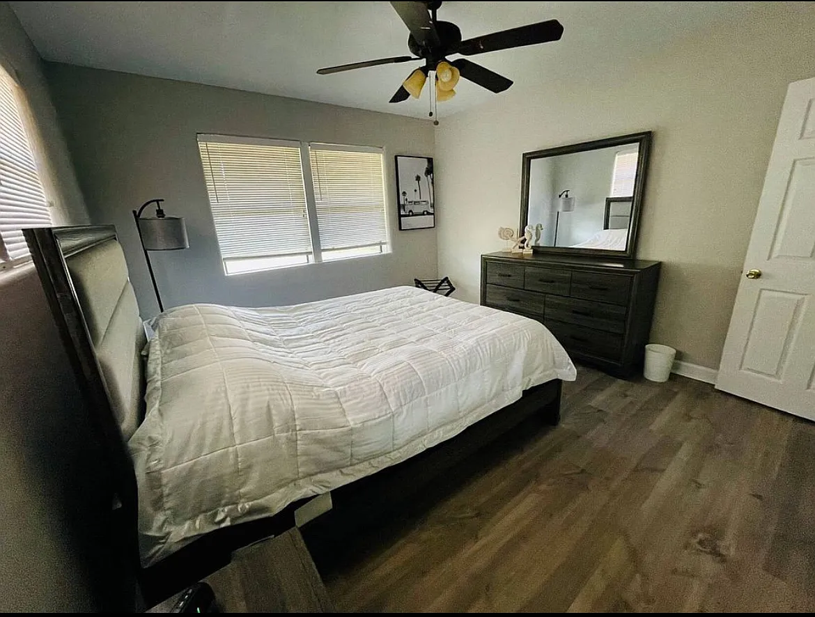 3 bed, 1542 sqft, $2,500 — Photo 4