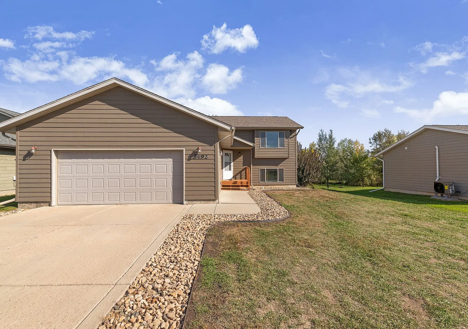 4 Bedroom | 2 Bath | Split Foyer House | Garage | Rapid Valley — Photo 2