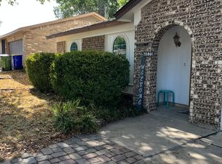 6020 Hillcrest Dr, Watauga, TX 76148