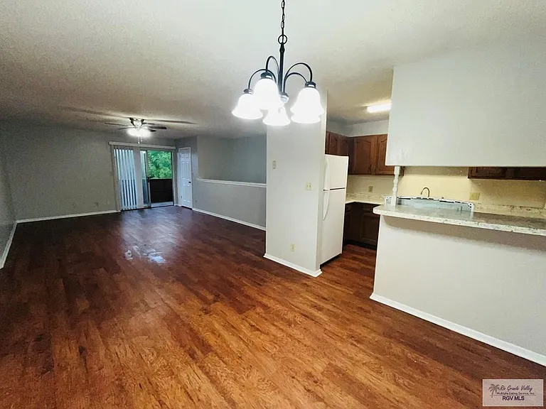 2805 Treasure Hills Blvd #1 — Photo 10