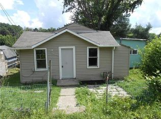 348 Shuster Dr, Freeport, PA 16229