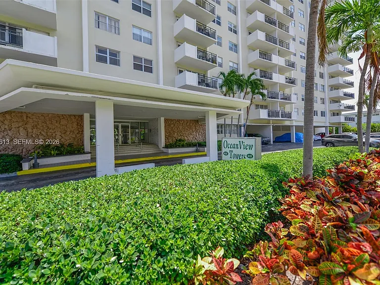 401 Golden Isles Dr #312 — Photo 3