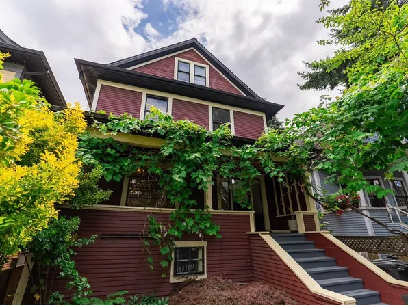 2110 Alberta St, Vancouver, BC V5Y 3K3