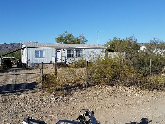 2nd image of 1441 S Calle Anasazi