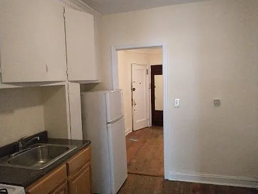 Rented by Gold Leaf Management Corp | media 7