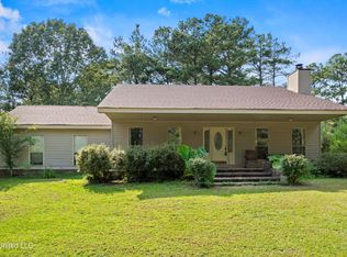 1717 Ross Rd, Olive Branch, MS 38654