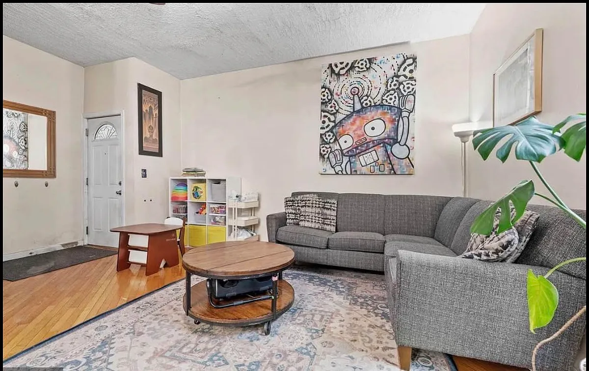 Building Photo - 3712 Stevens Ave #3