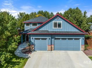 10090 W Arrowleaf Ct, Star, ID 83669