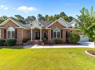 595 S Middleton Dr NW, Calabash, NC 28467