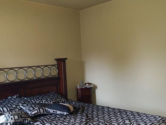 5th image of 309 E Reid Ave