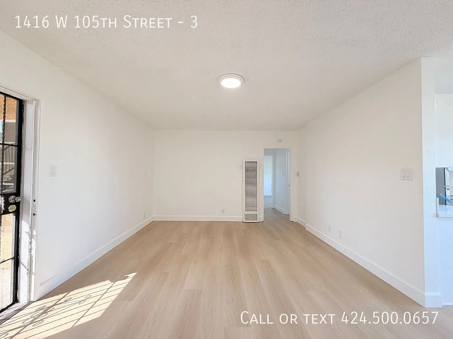 1 Free Month Special - 2bd/1.5ba With On-Site Parking! — Photo 4