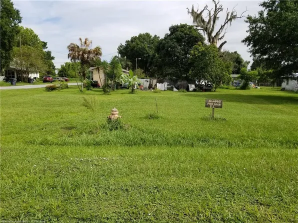 County Line Rd W, Bowling Green, FL 33834