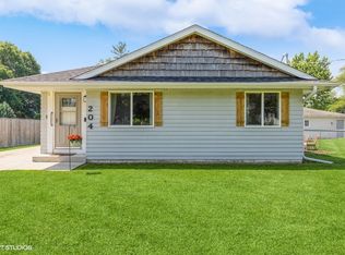 204 6th St SW, Altoona, IA 50009