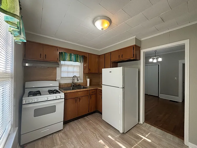 202B N Virginia Ave — Photo 5
