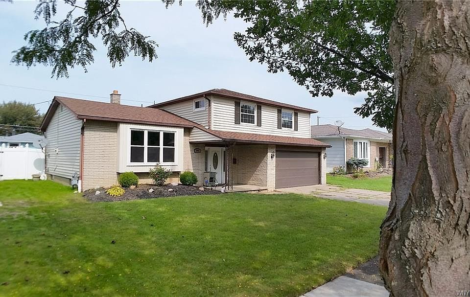 1st image of 66 Denise Dr