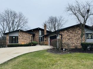 1433 Lorete Ln, Northbrook, IL 60062