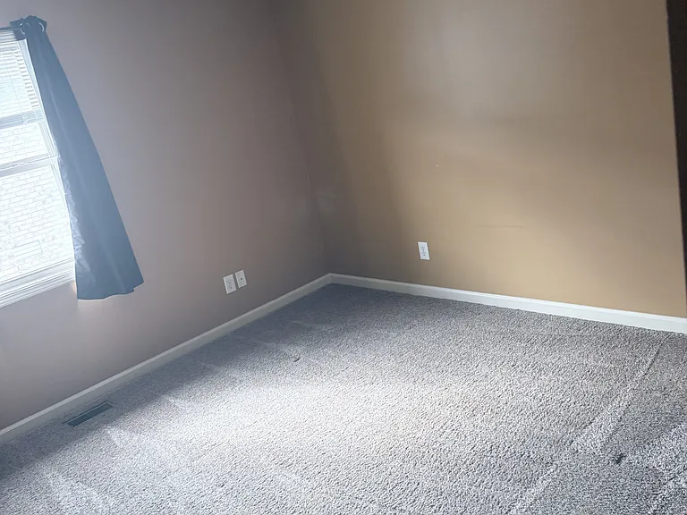 310 N Jefferson St — Photo 5