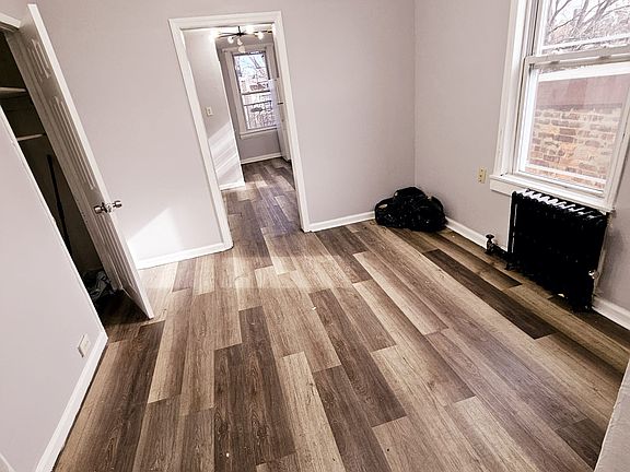 5th image of 144 Clendenny Ave #3A