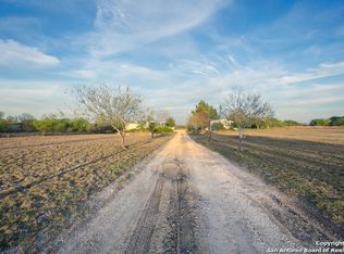 1457 Koehler Rd, Marion, TX 78124