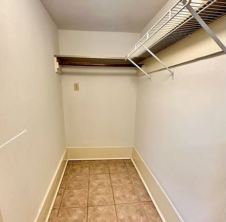 4th image of 7711 Green St #1/2