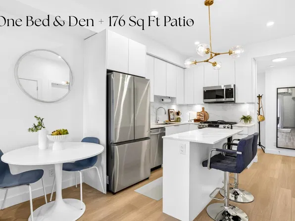 2331 Kelly Ave #203, Pt Coquitlam, BC V3C 0L1