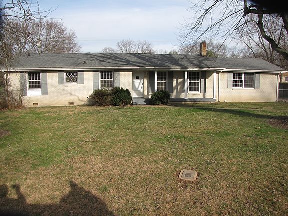 4th image of 2305 Green Acres Dr