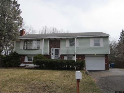 9 North Ct, Albany, NY, 12205