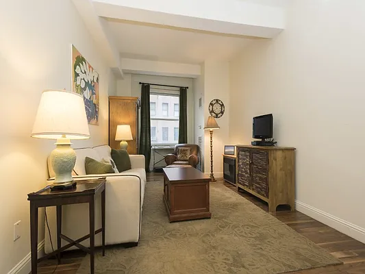 Rented by Sotheby's International Realty | media 1