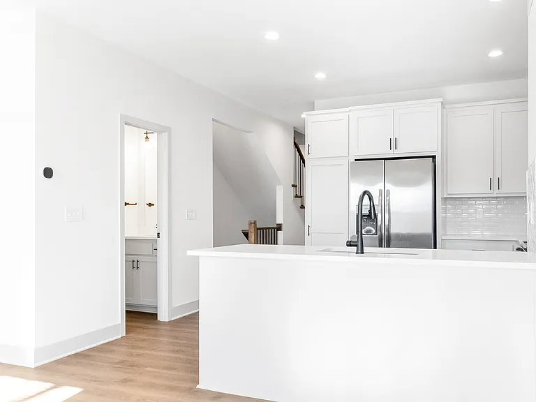33247 W 85th Ter #5A — Photo 8