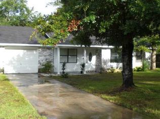 1709 Lake Mars Ave, Ocean Springs, MS 39564