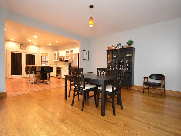 717 Copeland St — Photo 9