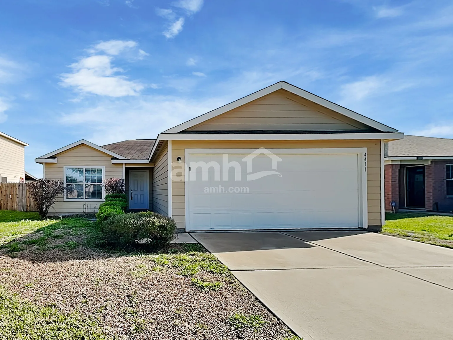 3 bed, 2.0 bath, 1123 sqft, $1,630 — Photo 1