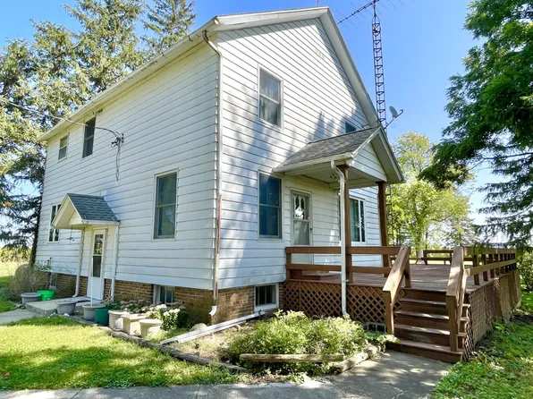 2931 E 10th Rd, Utica, IL 61373