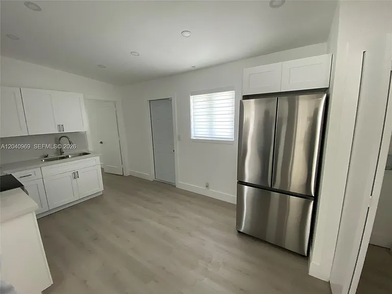 1170 NW 25th St #1170 — Photo 8