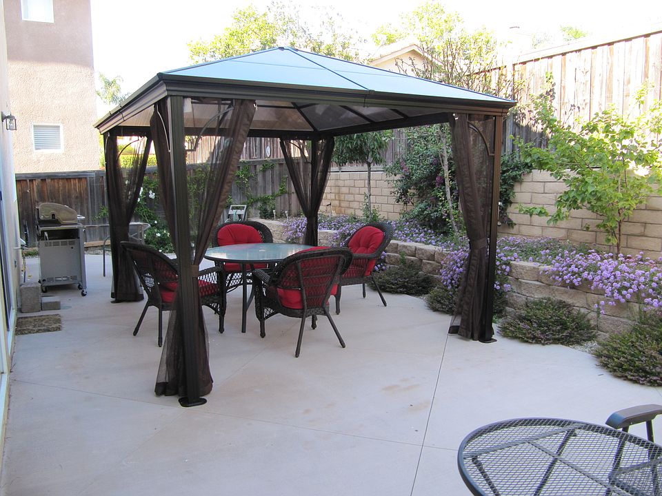 2nd image of 2338 Taos Ave